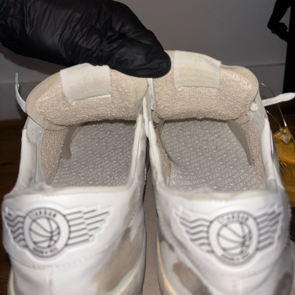 golden Goose stardan in heavy distress. Limited to NYC these are 271/700 - Picture 3 of 8